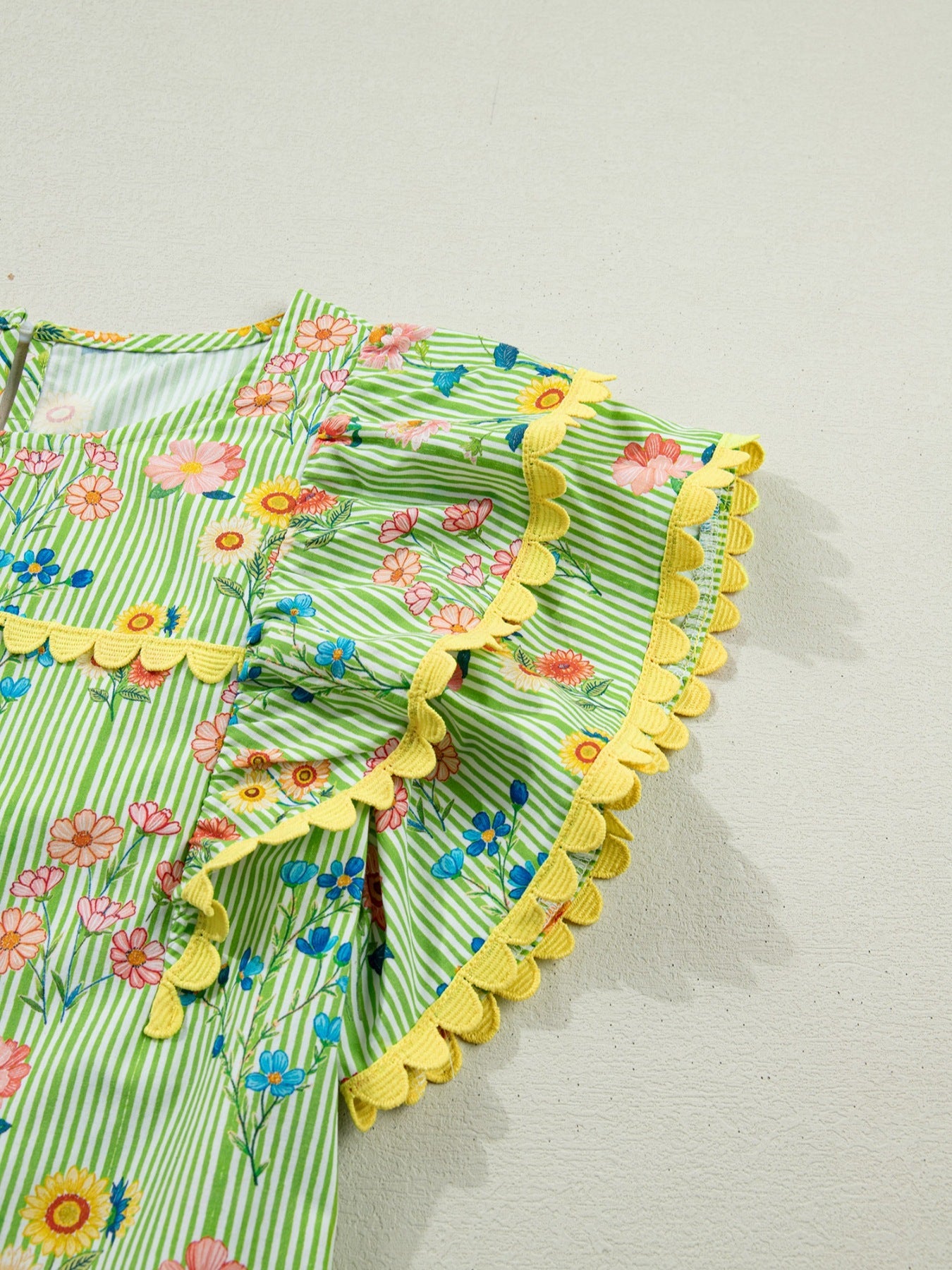 Stripe Floral Printed Scalloped Detail Ruffle Short Sleeve Blouse
