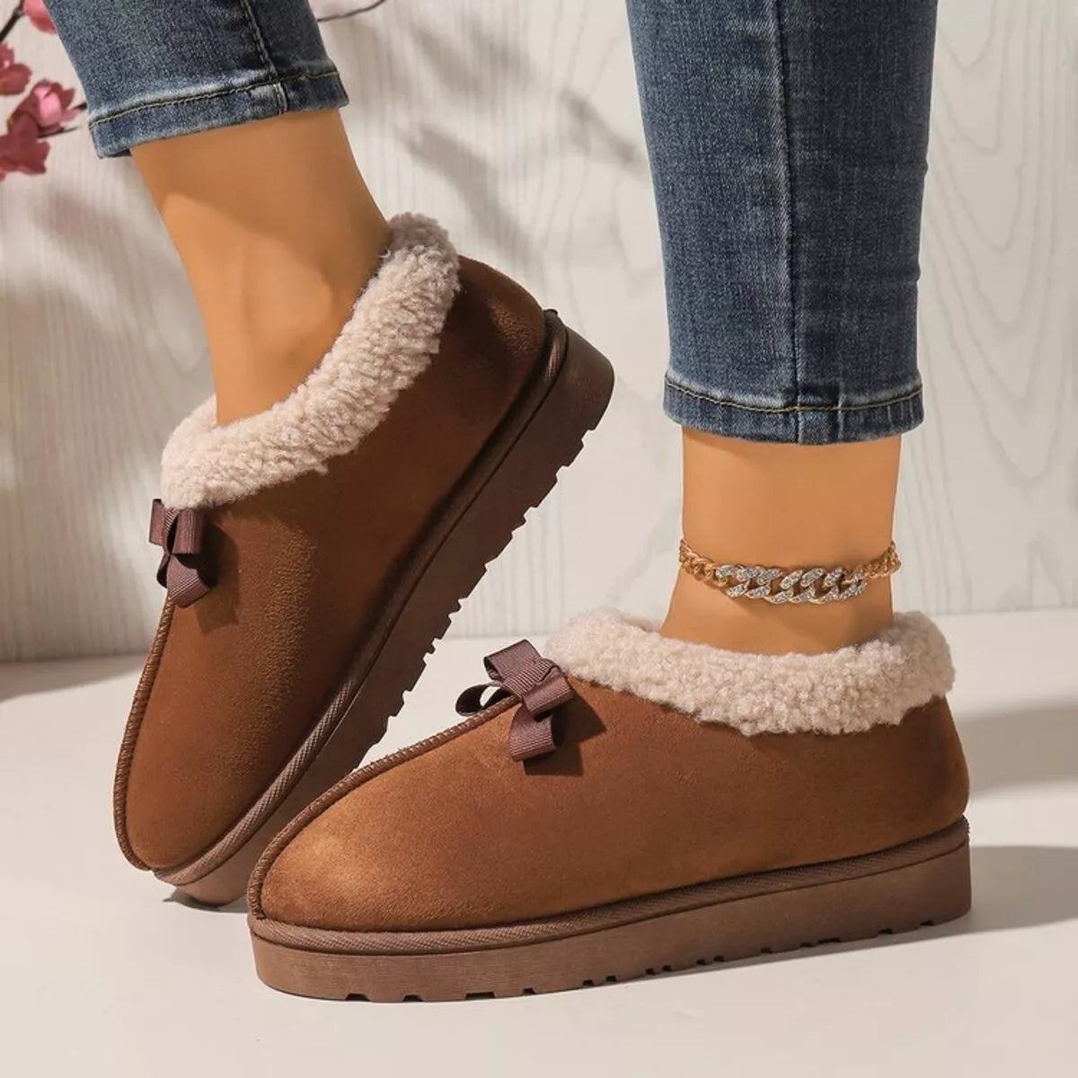 Cozy Bowknot Plush Lined Slip-Ons