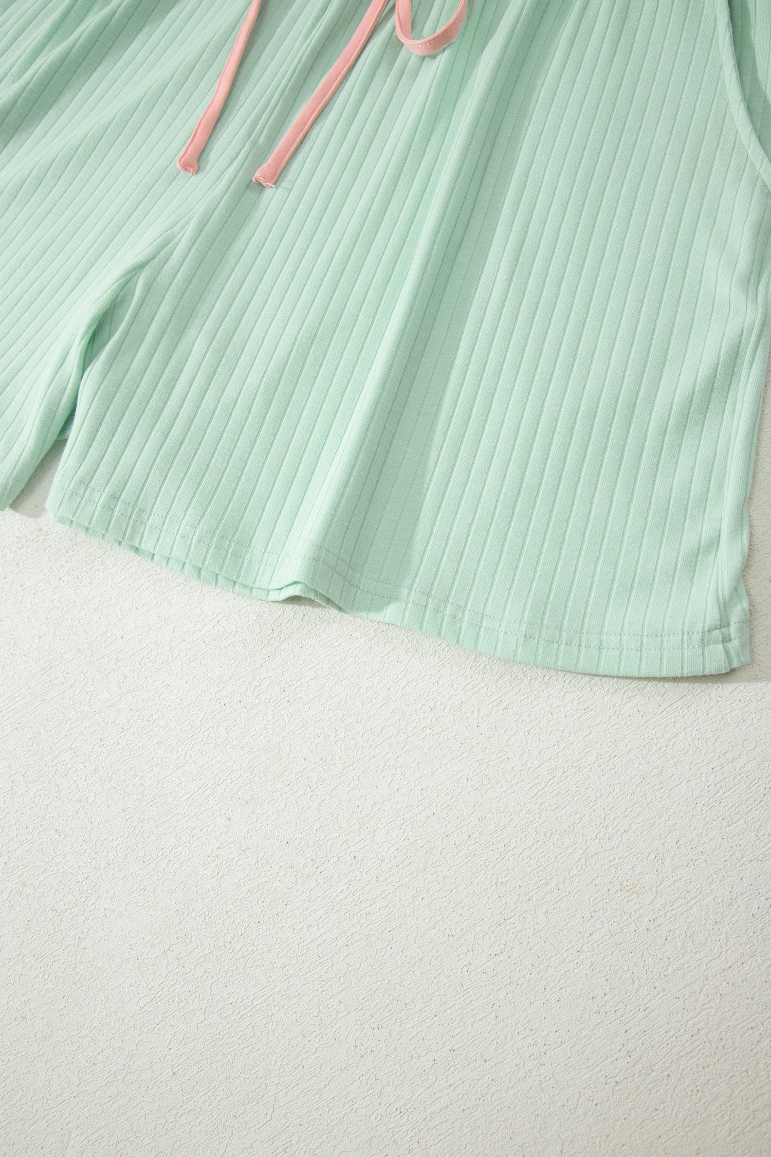 Plus Size Colorblock Ribbed Top & Drawstring Shorts Set