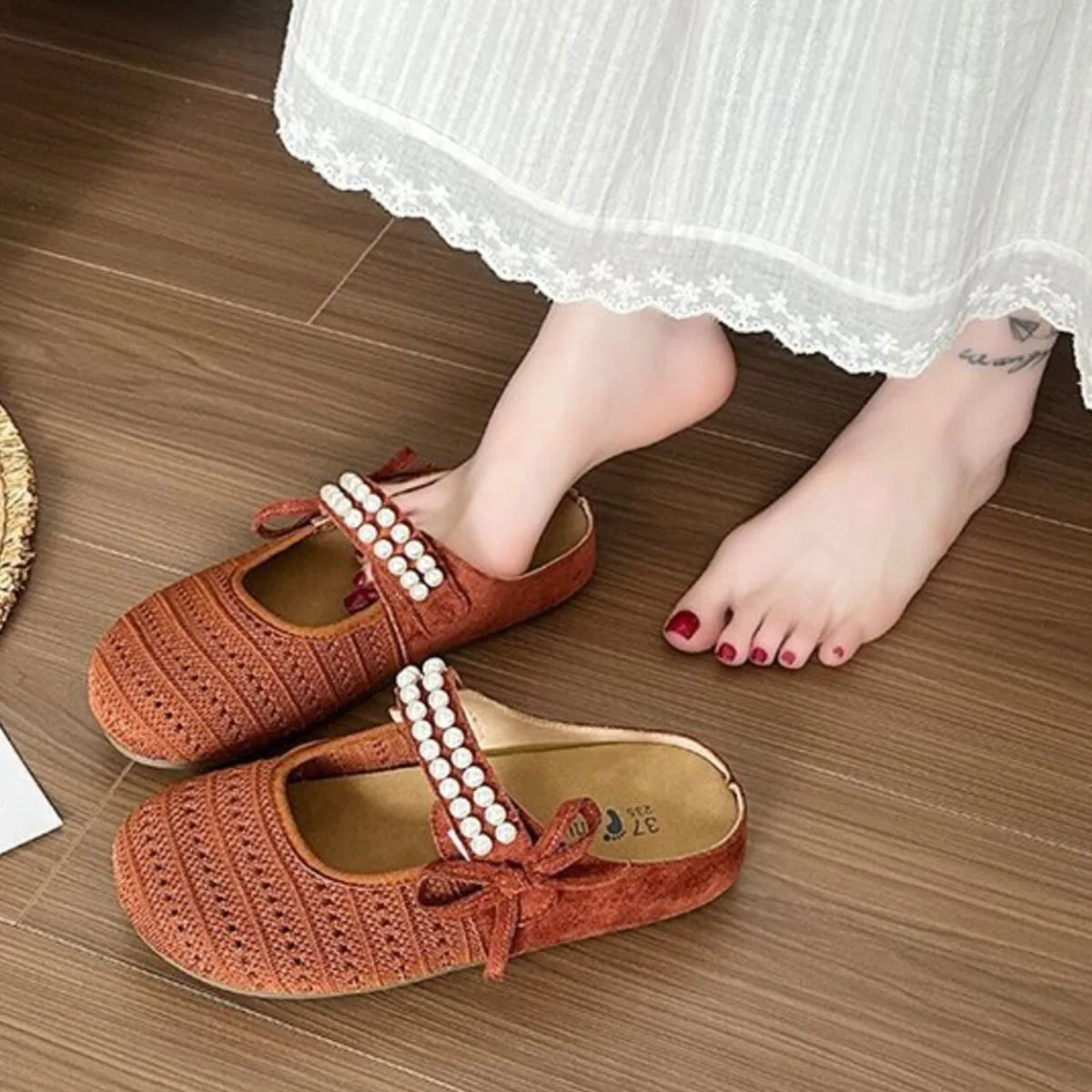 Hollow Out Round Toe Flat Slip-Ons