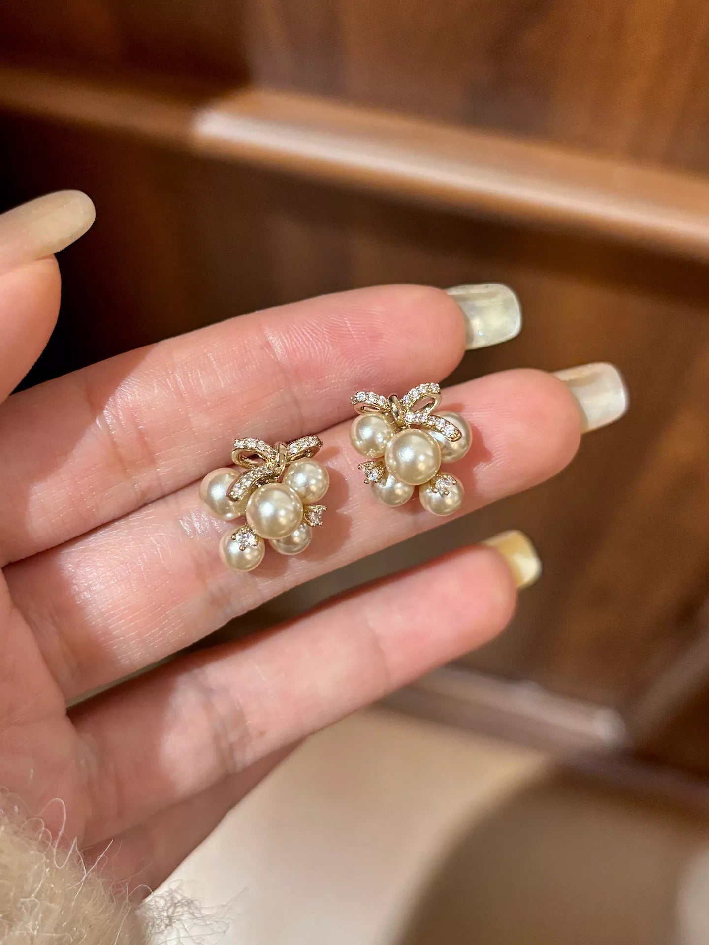 Pearl Cluster Bow Earrings