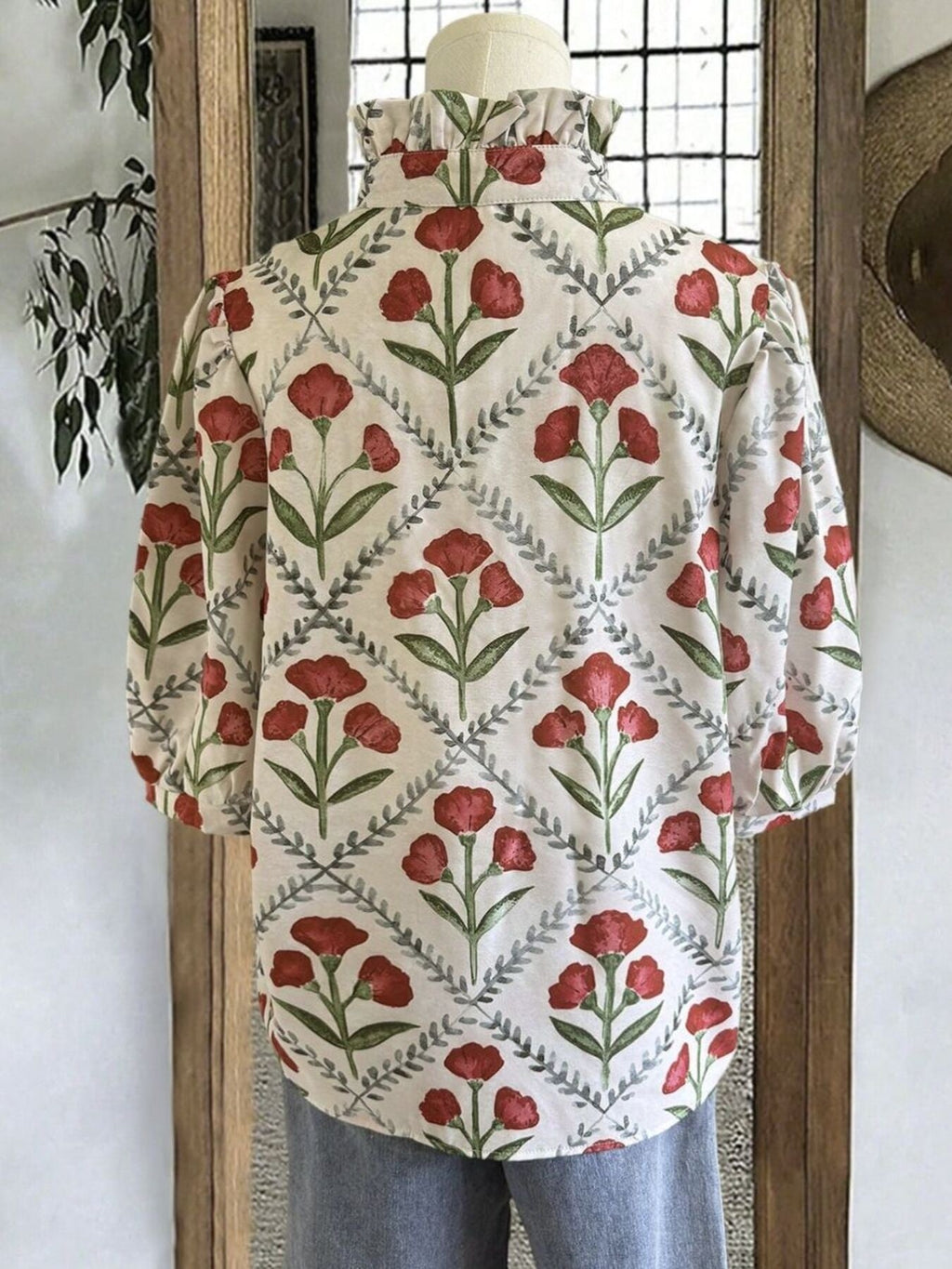 Floral Print Ruffle Collar Blouse