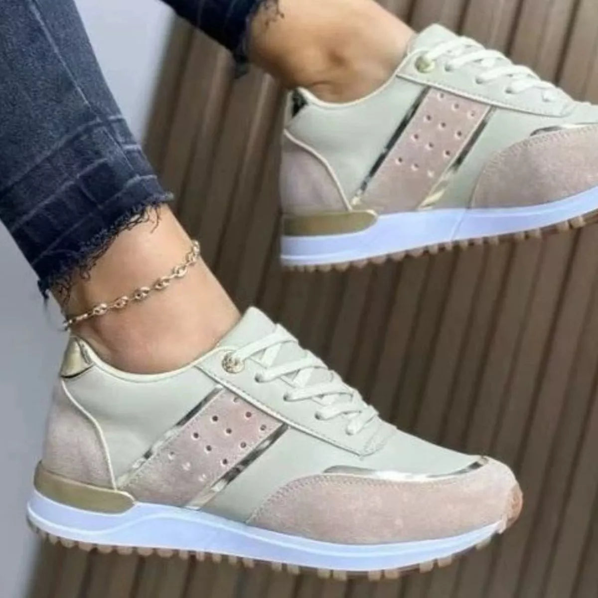 Round Toe Lace Up Athletic