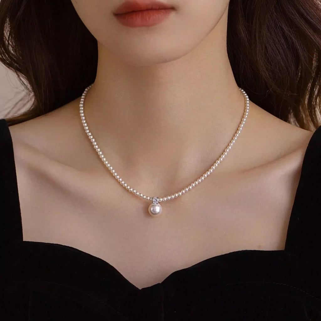 Pearl Pendant Necklace