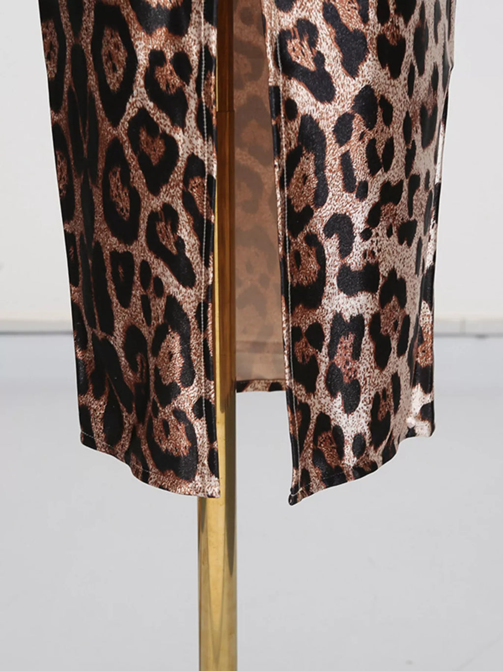 Leopard Print Bodycon Back Slit Midi Dress