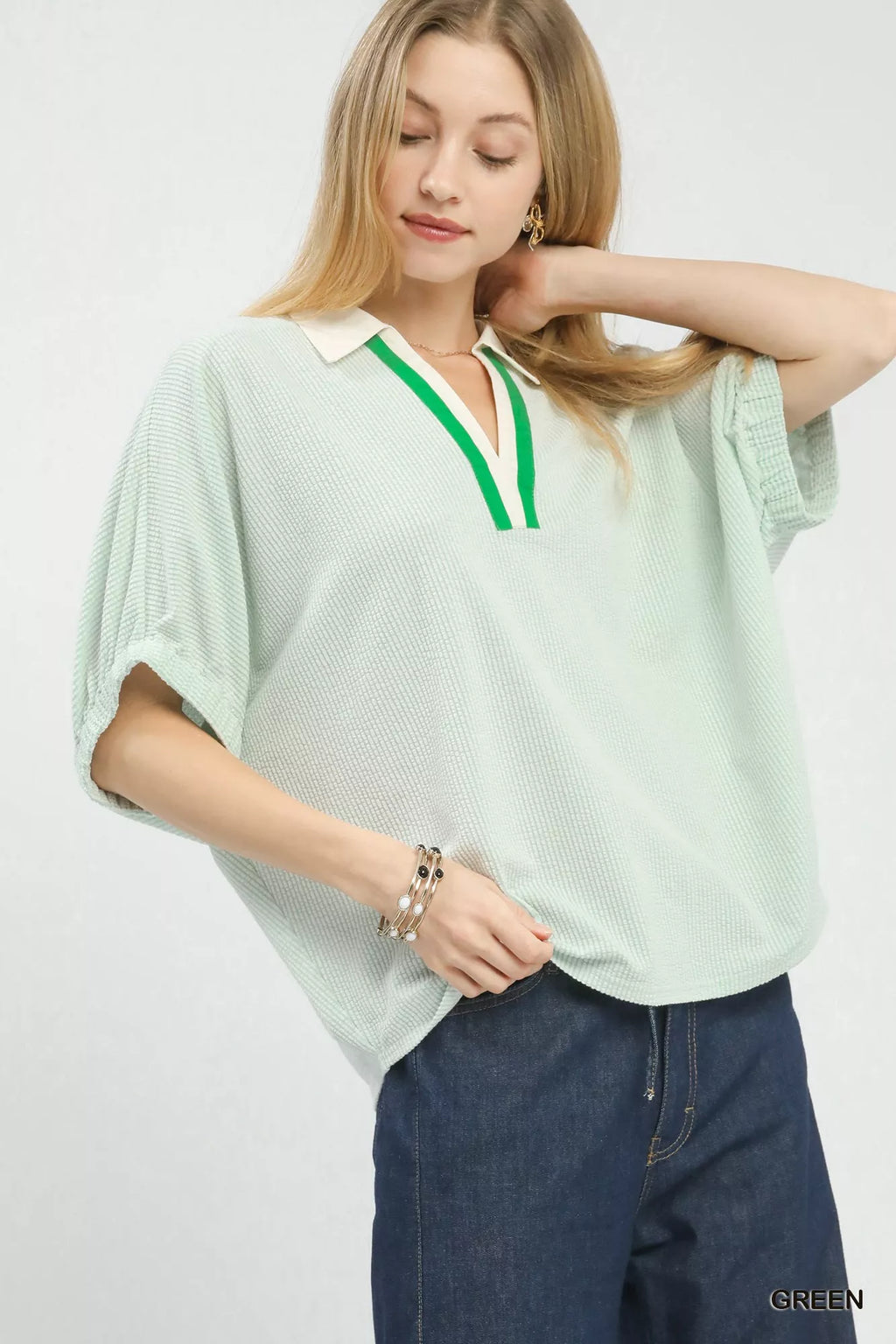 Umgee Contrast Collar V-Neck Top