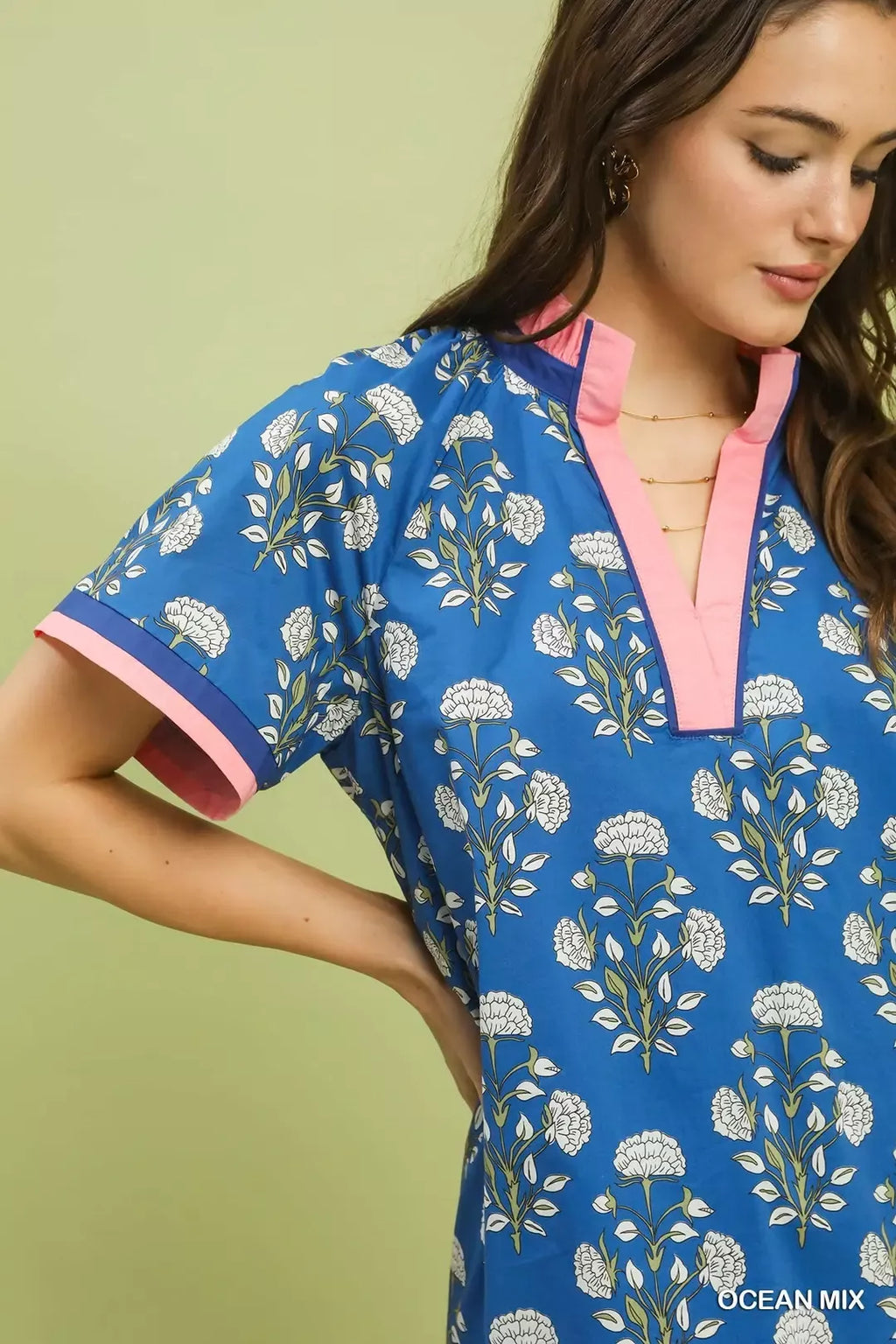 Umgee Printed Split Neck Short Sleeve Shift Dress