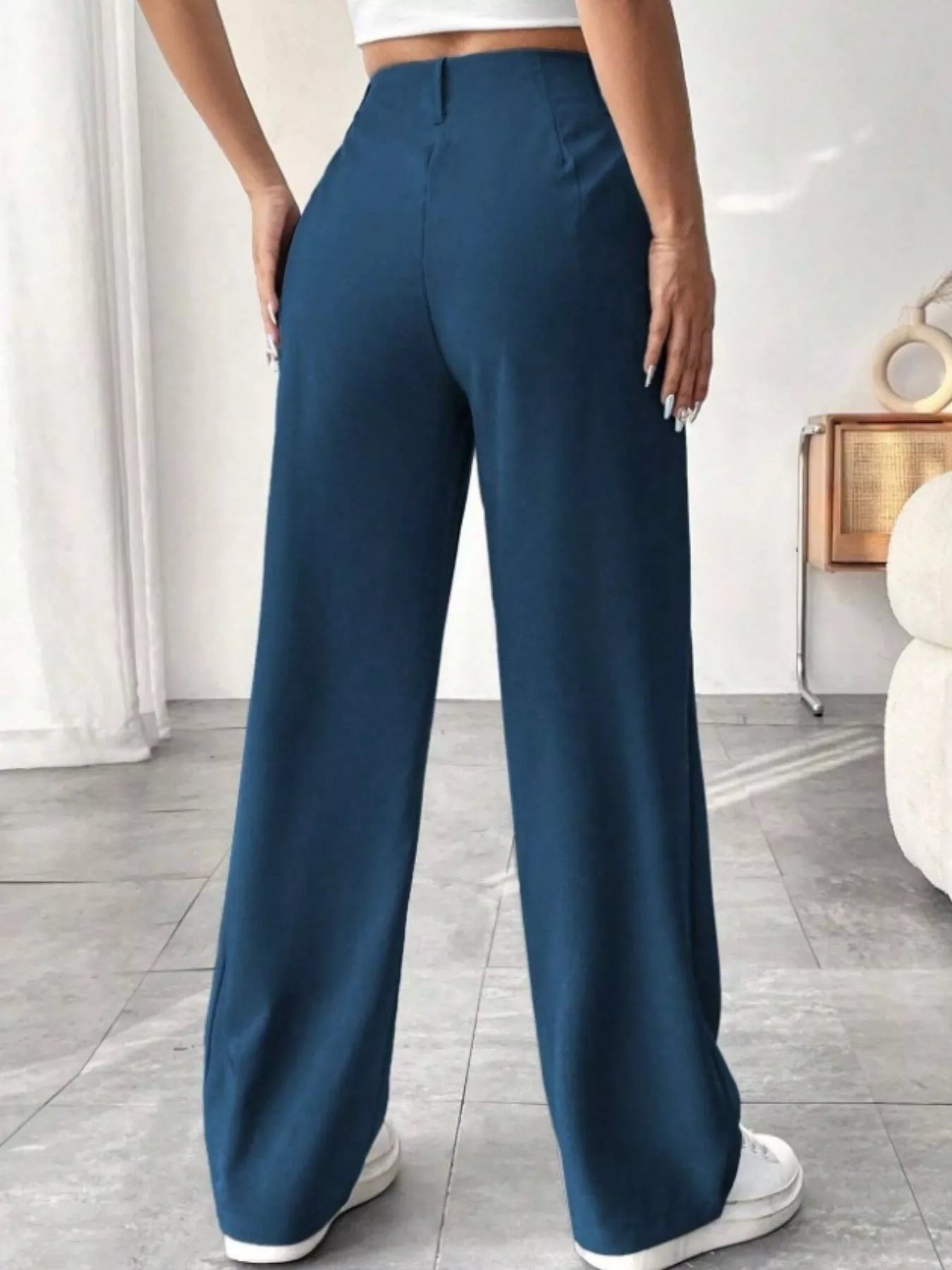 Wide Leg Pleated Pants