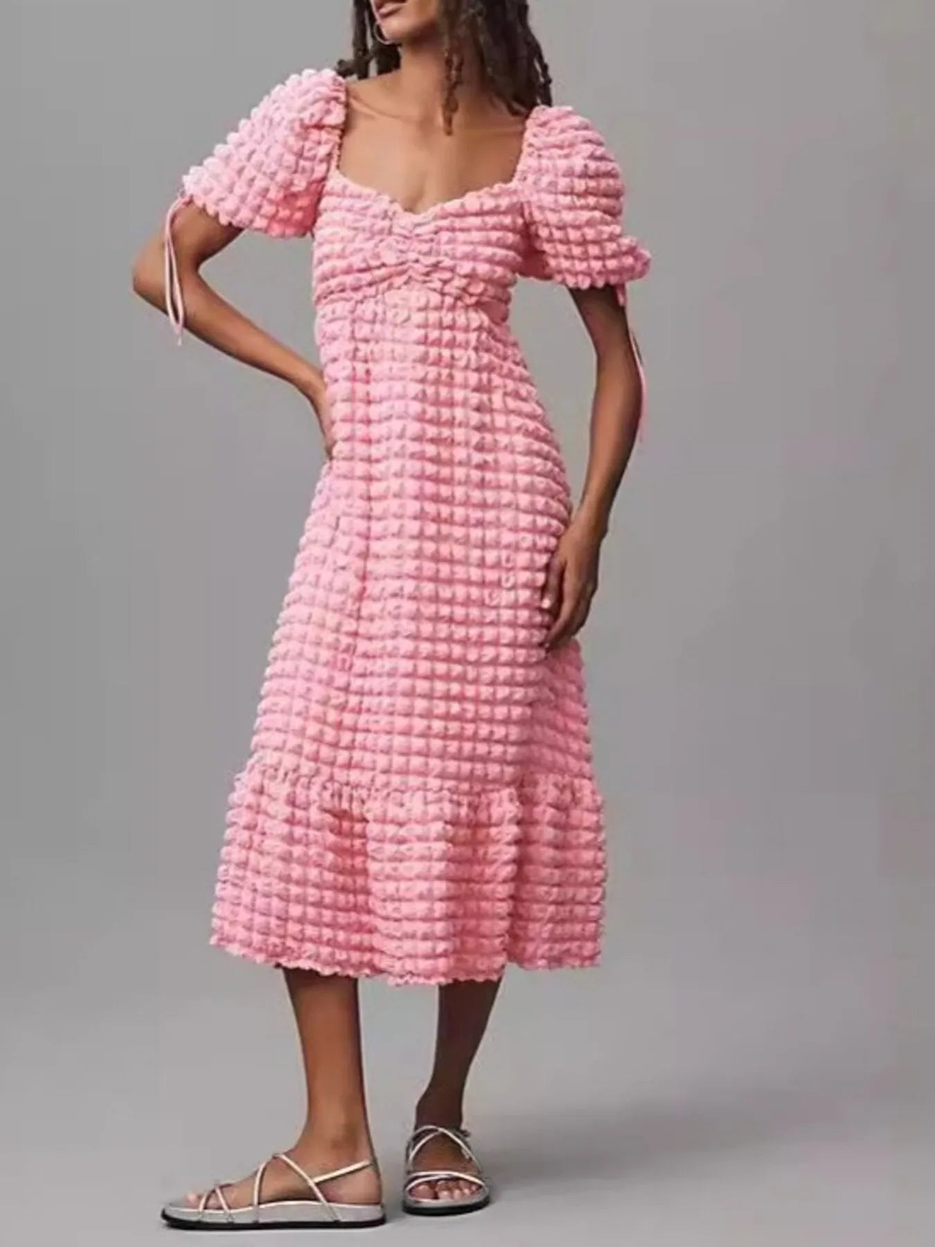 Textured Sweetheart Neck Short Sleeve Dress