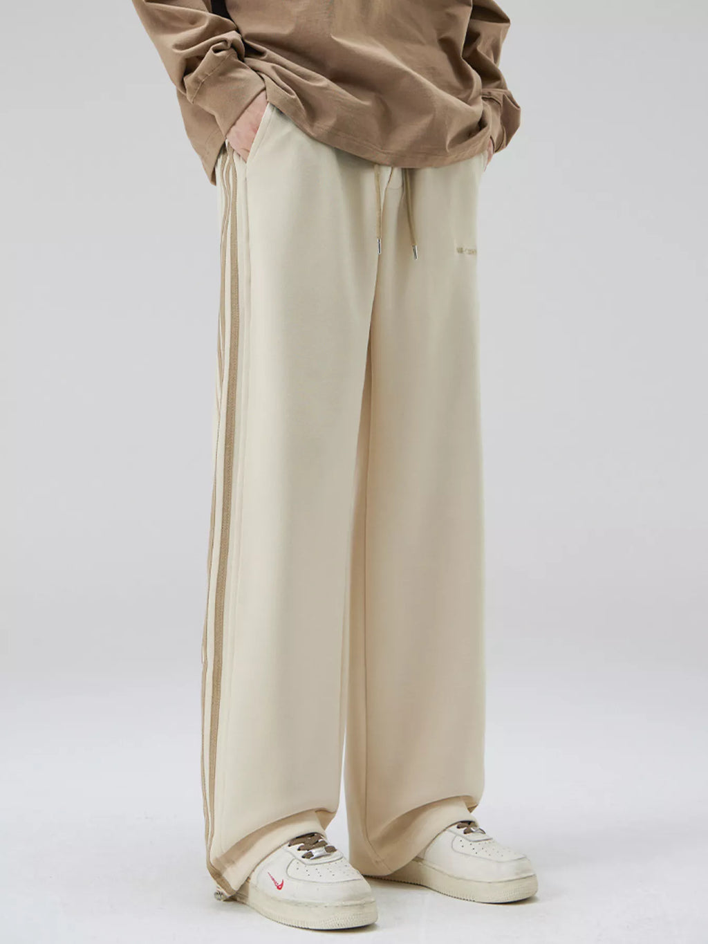 Men's Plus Size Relaxed Fit Pants with Side Stripes