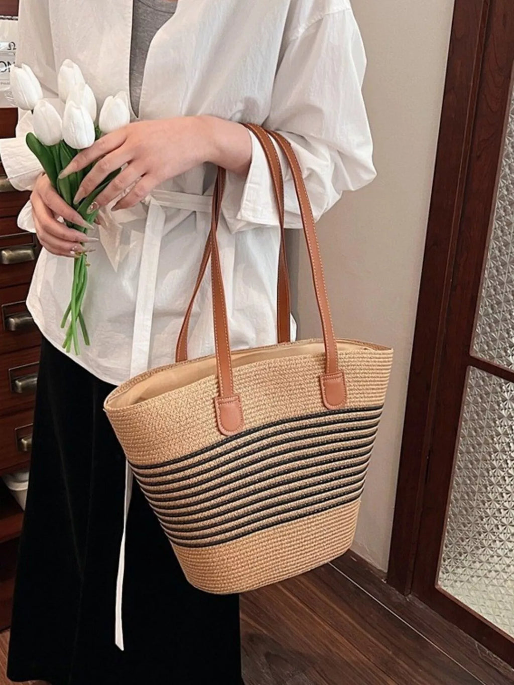 Striped Woven Straw Shoulder Bag