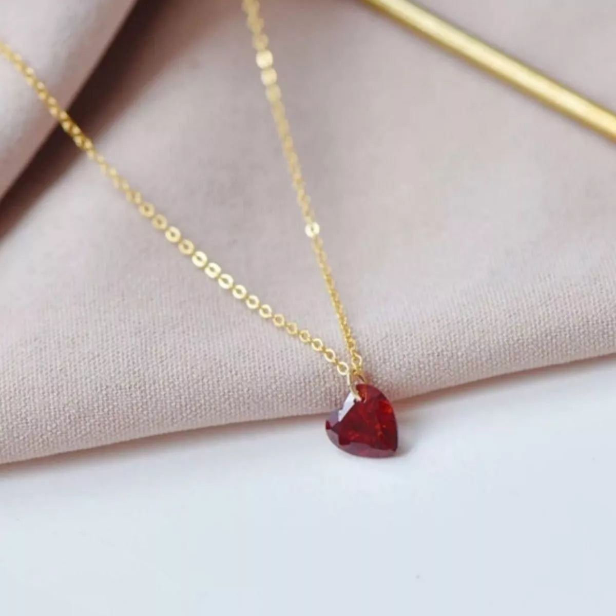925 Sterling Silver Zircon Heart Necklace