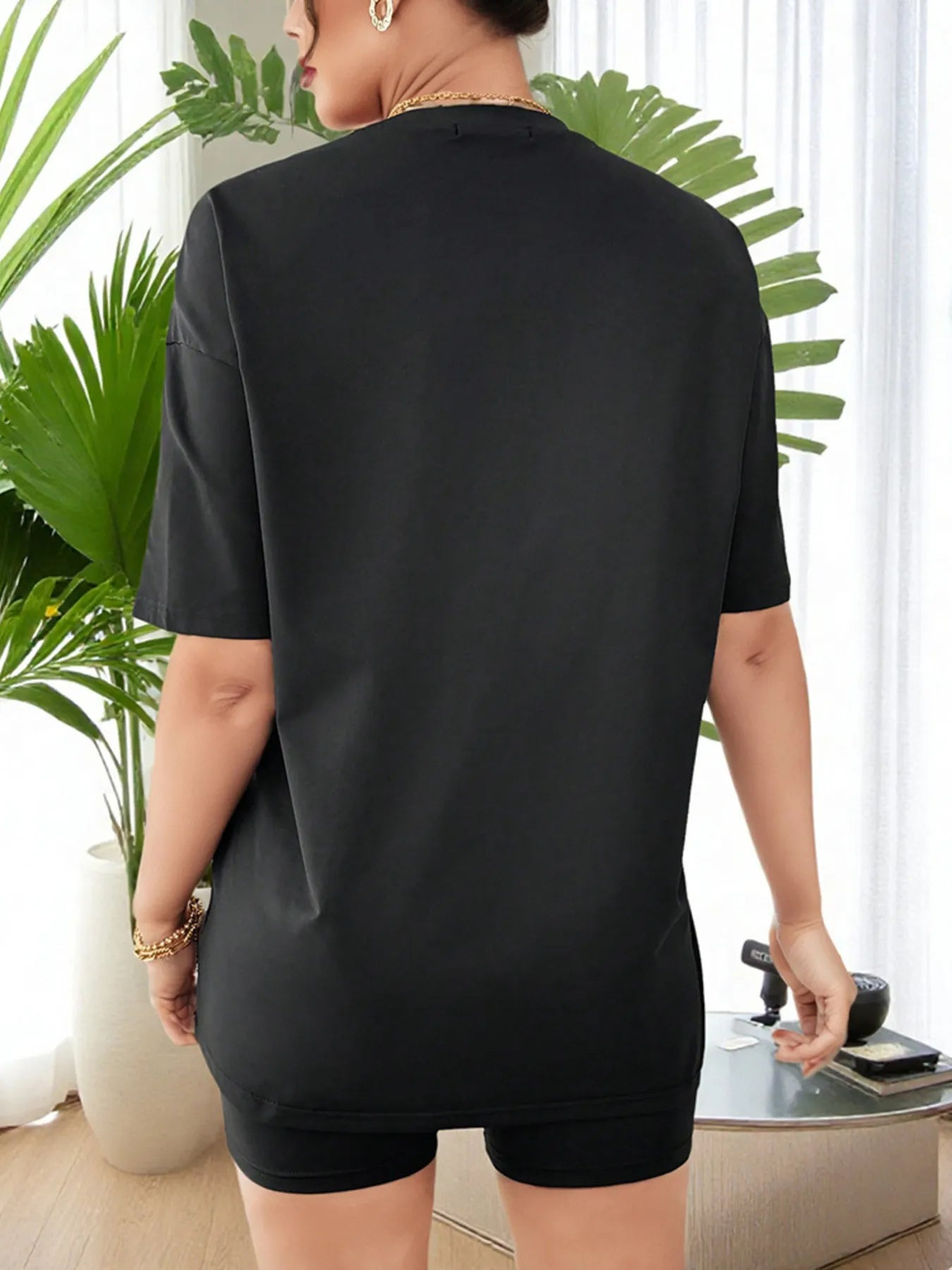 Beautiful Round Neck Top and Shorts Casual Set