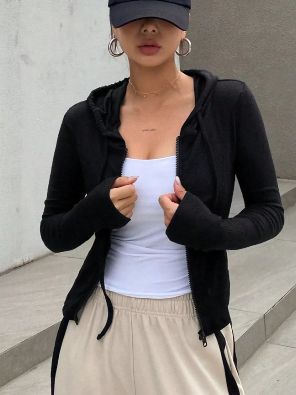 Ribbed Knit Cropped Zip-Up Outerwear
