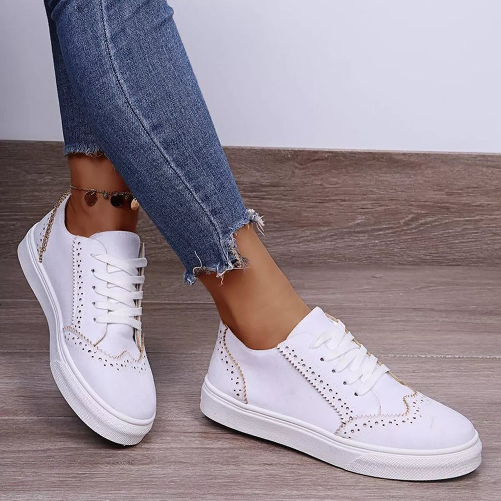 Lace Up Round Toe Sneakers
