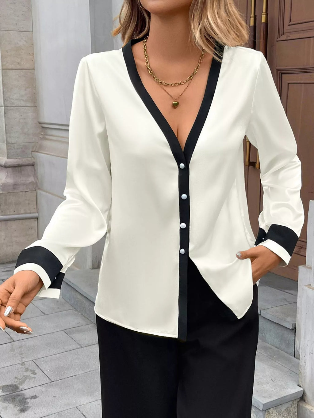 Contrast Trim V-Neck Blouse