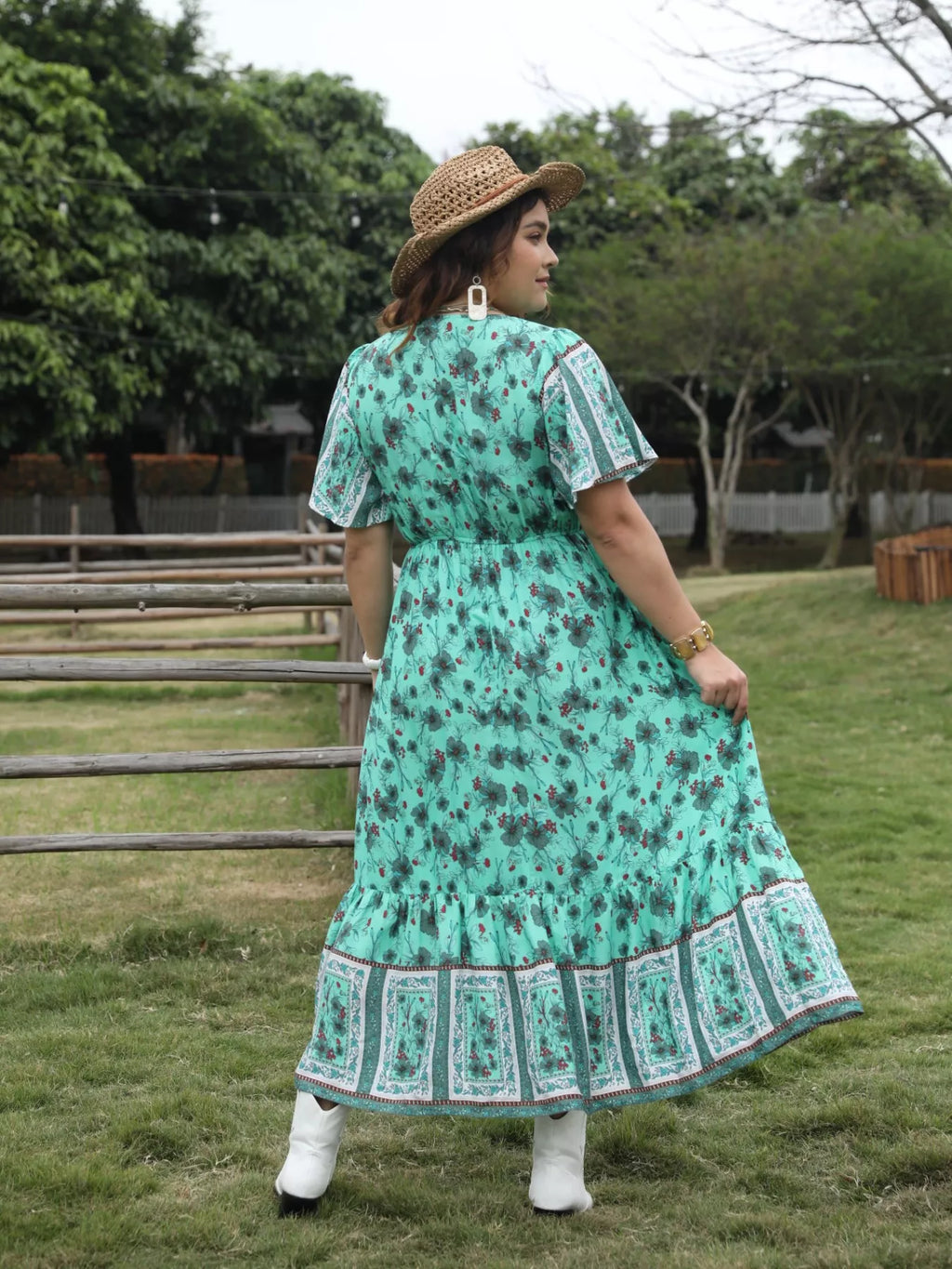 Plus Size Floral Print Square Neck Maxi Dress