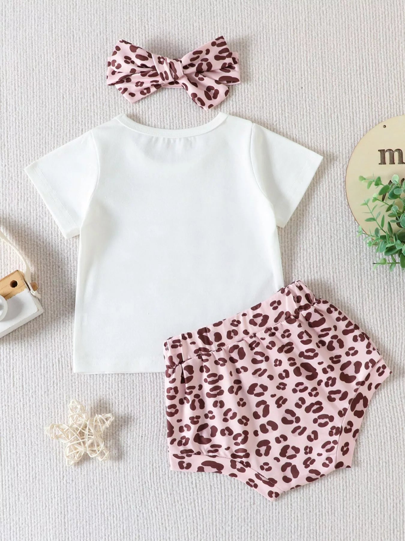 Children's Mama Graphic Tee and Leopard Shorts Set with Headband