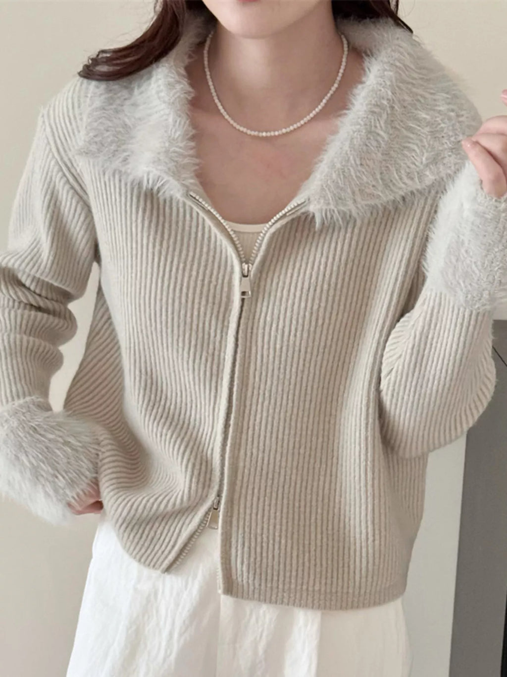 Fluffy Trim Zip-Up Cardigan