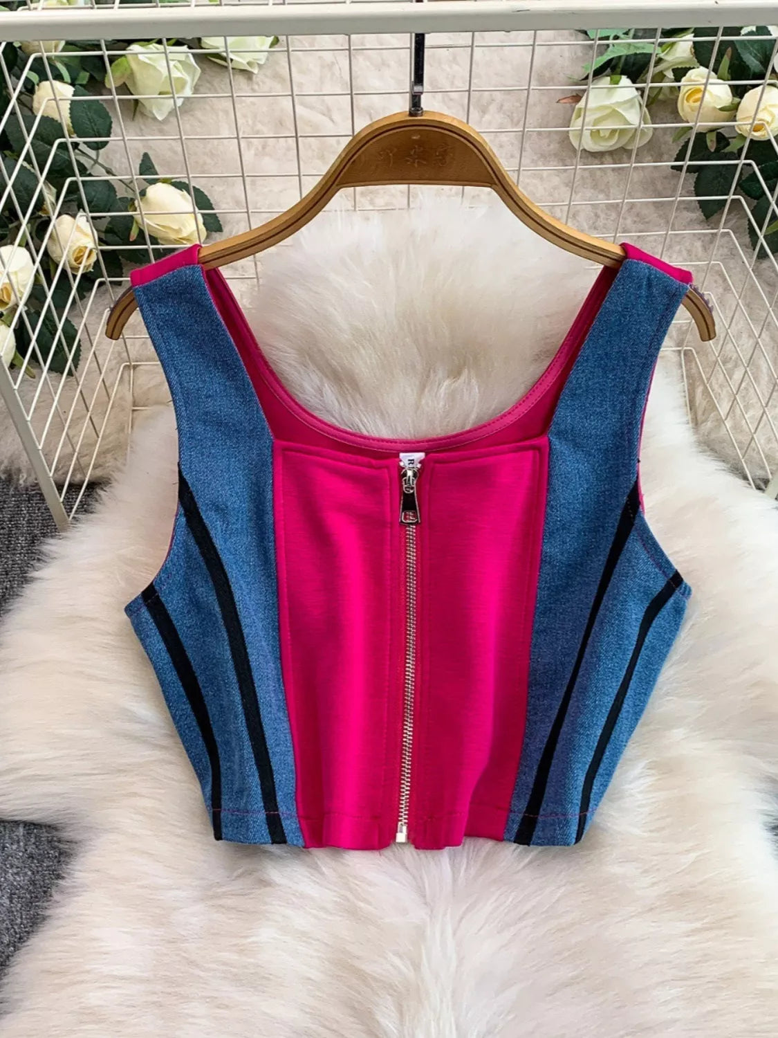 Zip Front Contrast Tank and Side Striped Pants Set