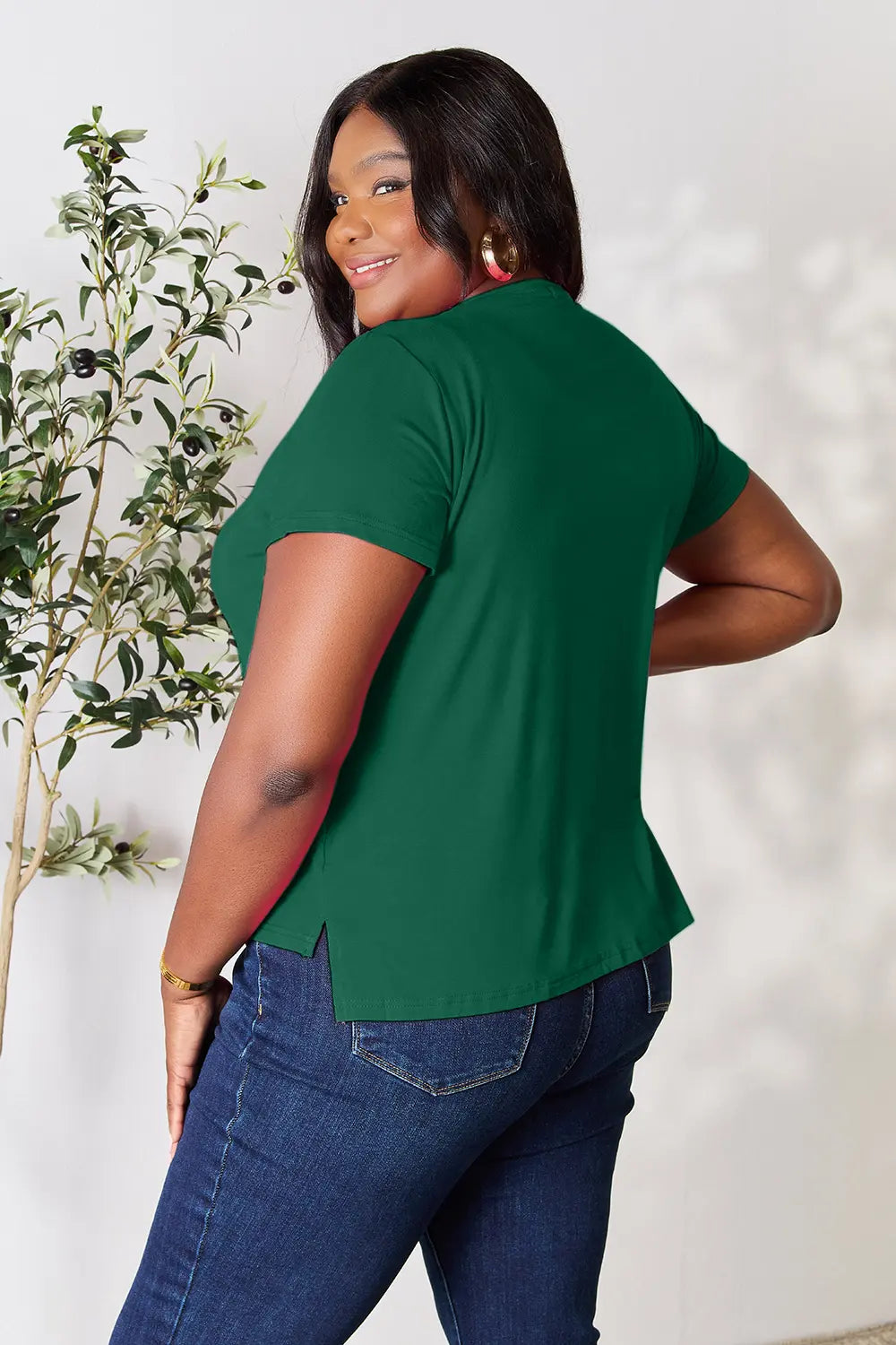 Basic Bae Full Size Round Neck Short Sleeve T-Shirt Plus Size