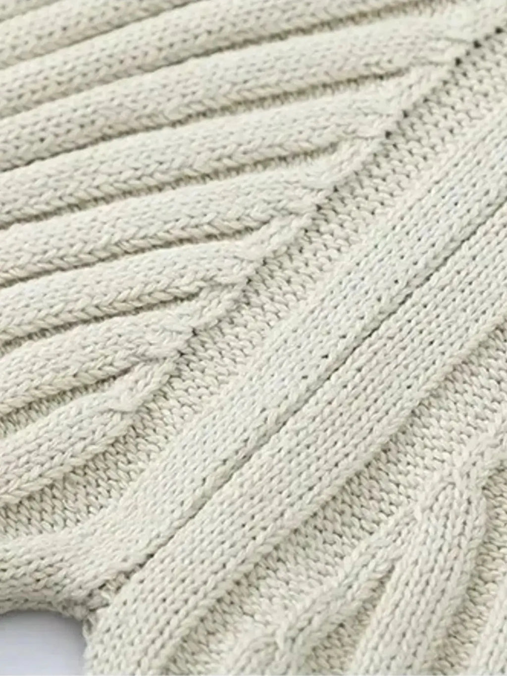 Men's Ribbed Knit Long Sleeve Sweater
