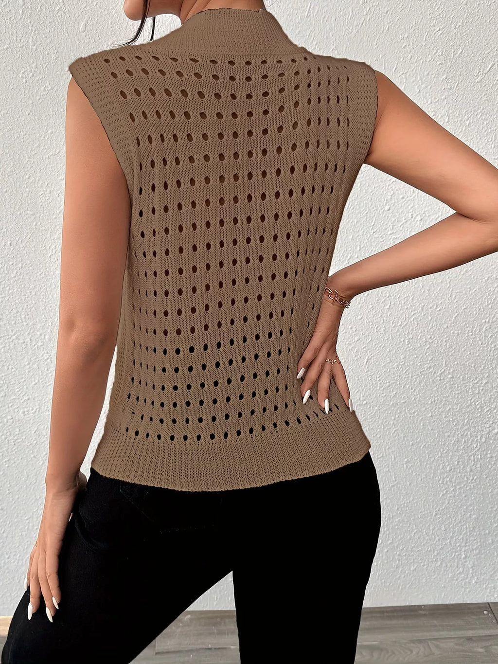 Hollow Out Round Neck Knit Tank