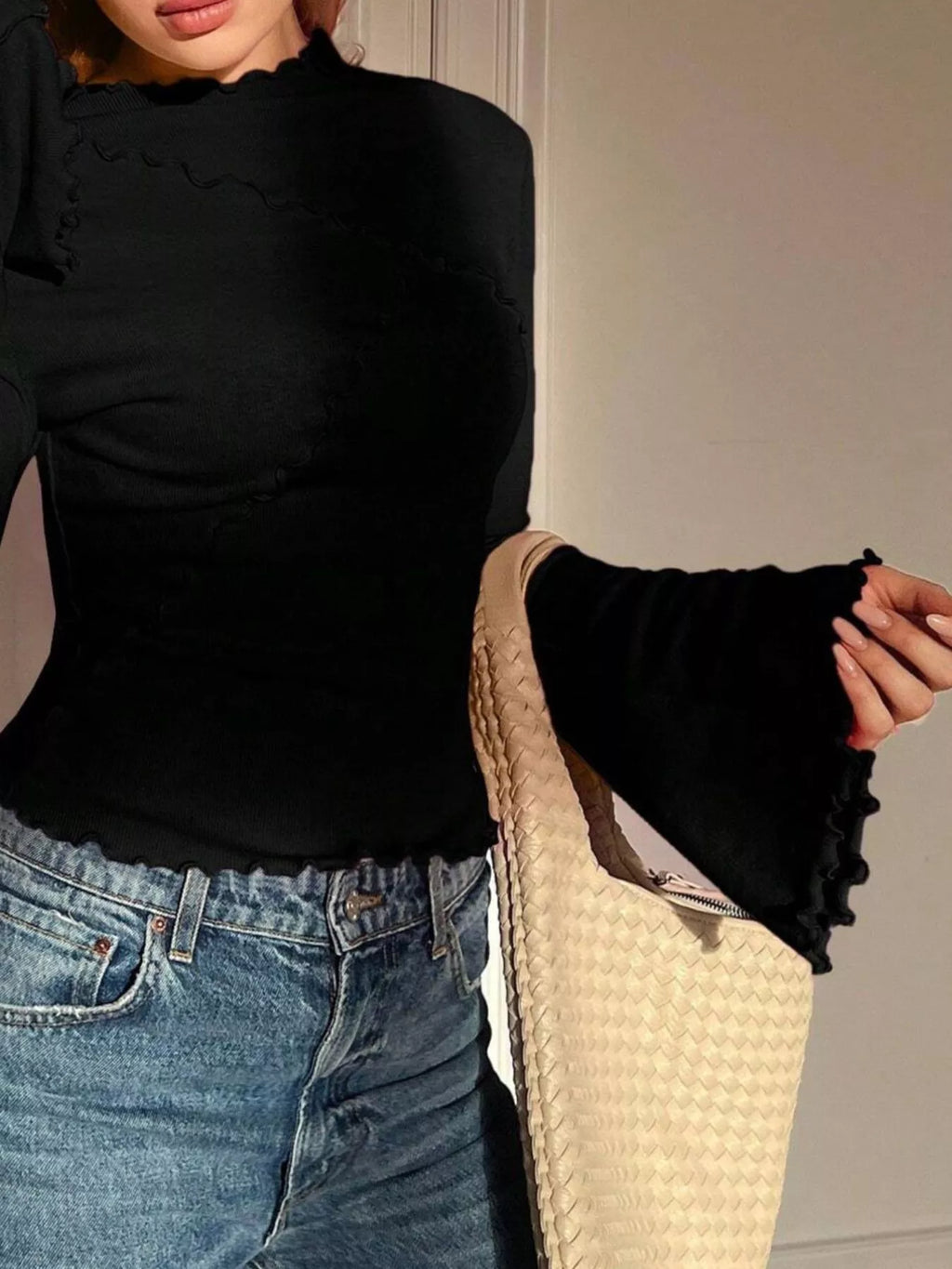 Lettuce Edge Flare Sleeve Top