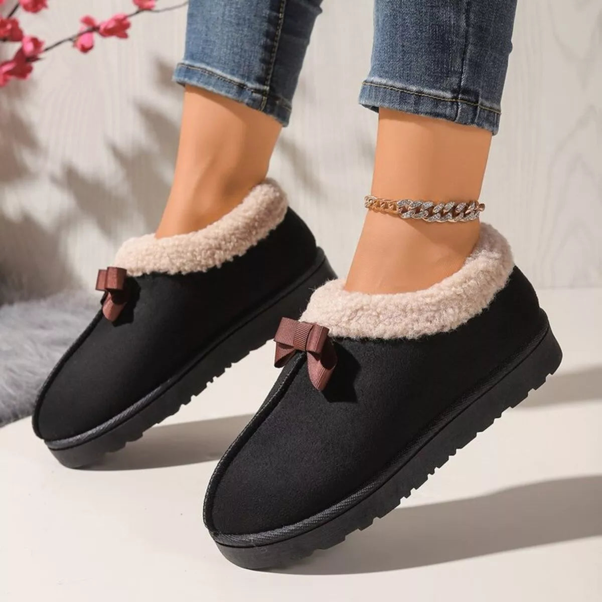 Cozy Bowknot Plush Lined Slip-Ons