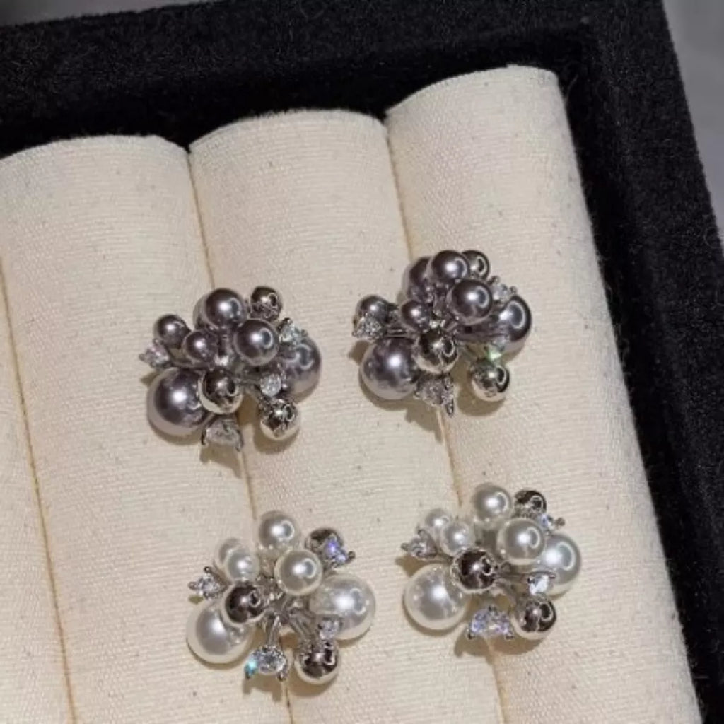 Pearl Cluster Stud Earrings