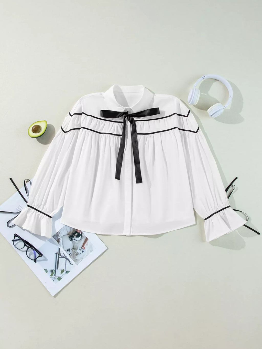 Elegant Contrast Bow-Tie Ruffle Blouse