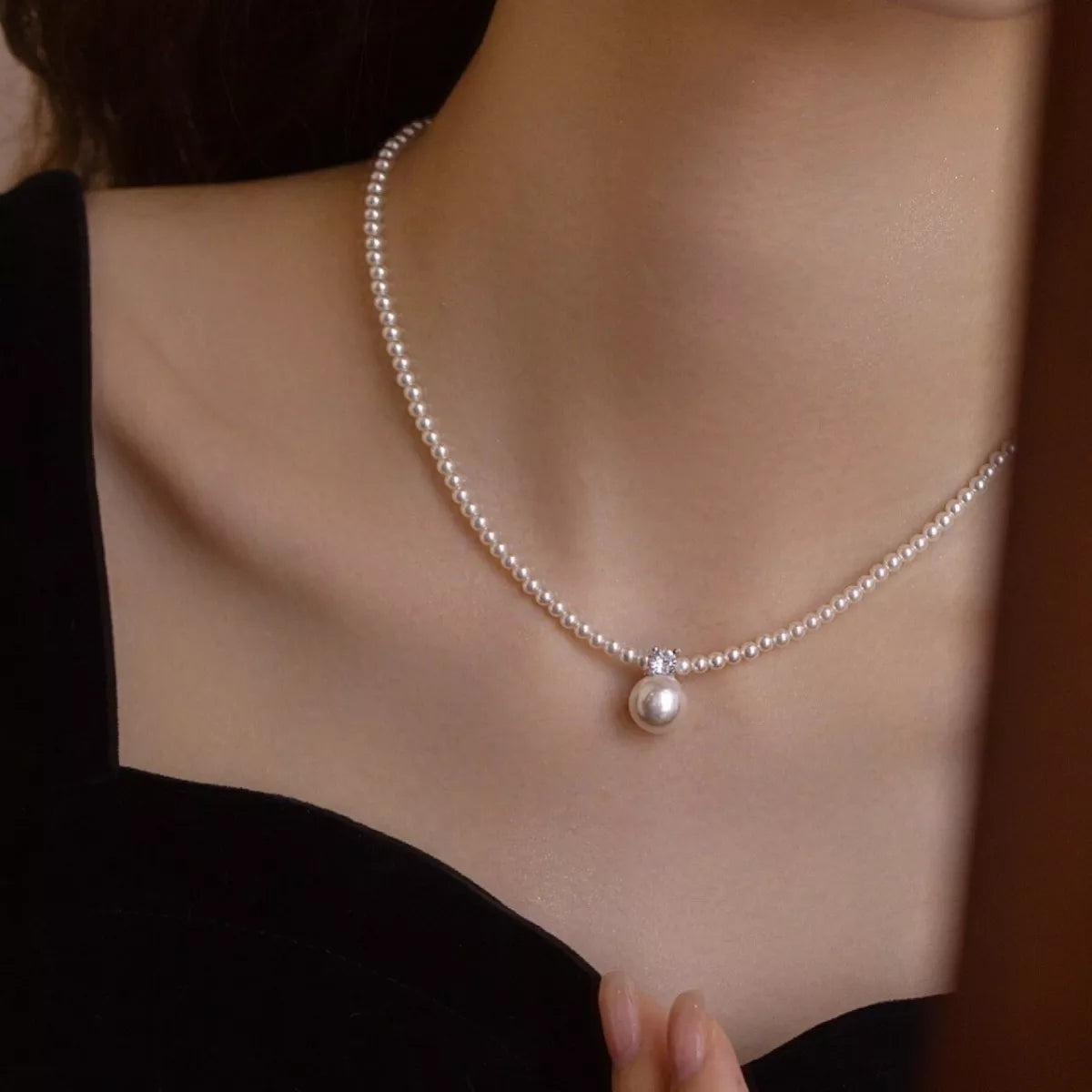 Pearl Pendant Necklace