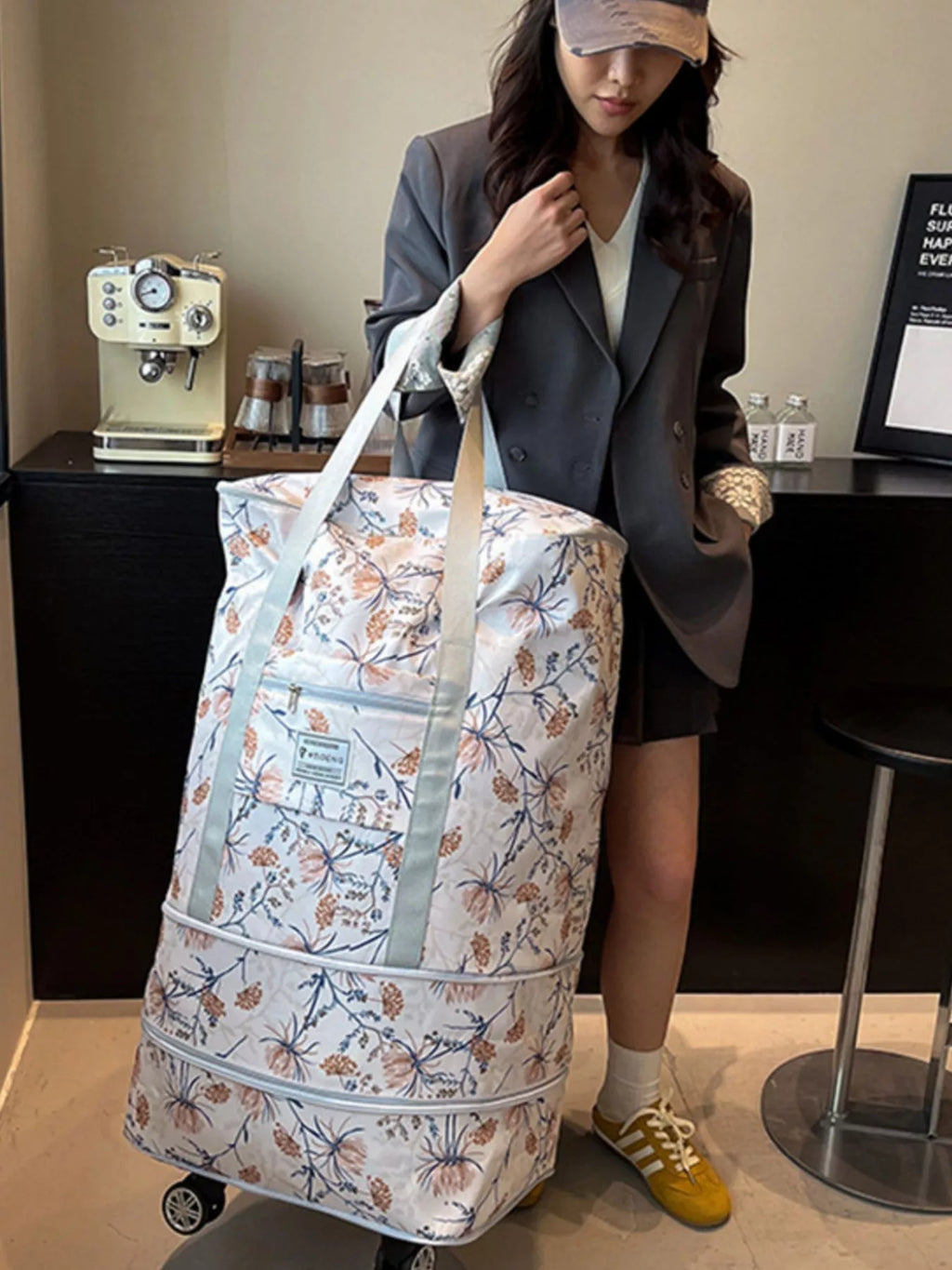 Floral Pattern Rolling Luggage Travel Bag