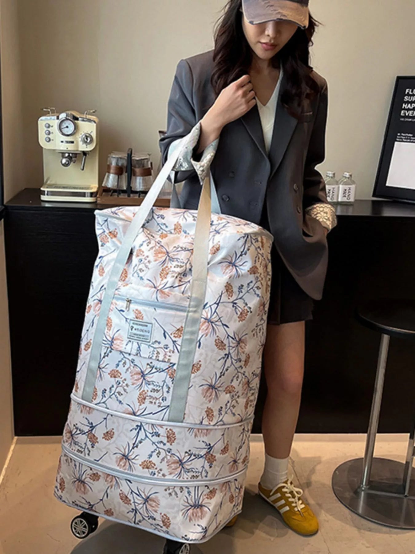 Floral Pattern Rolling Luggage Travel Bag