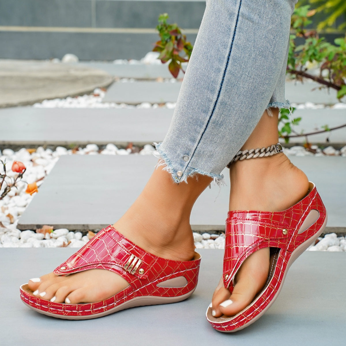 Toe Post Wedge Sandals