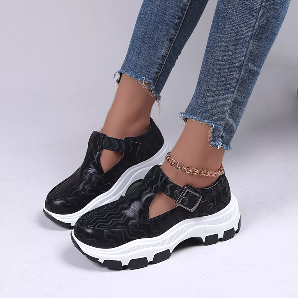 Round Toe Platform Loafers