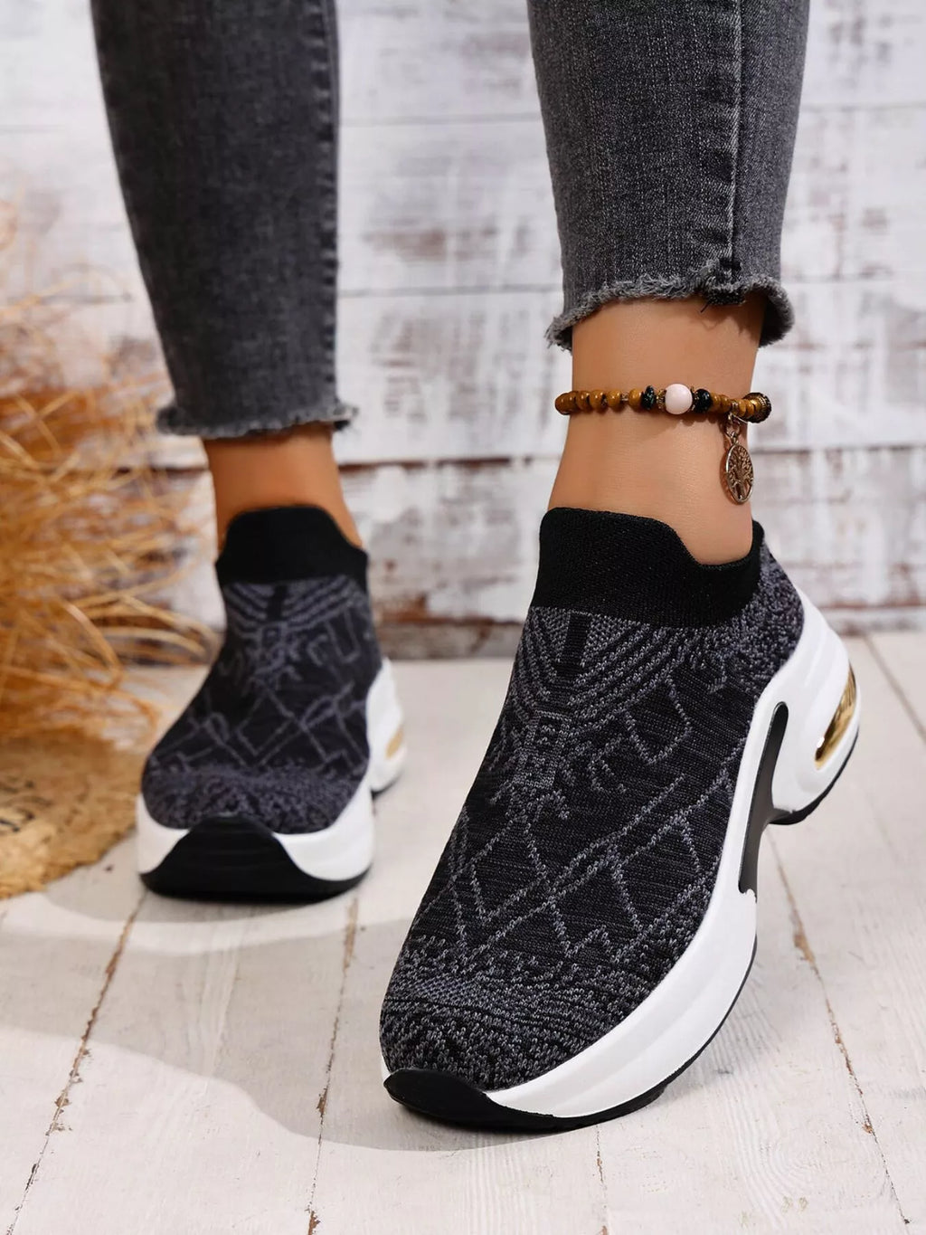 Mesh Round Toe Platform Sneakers