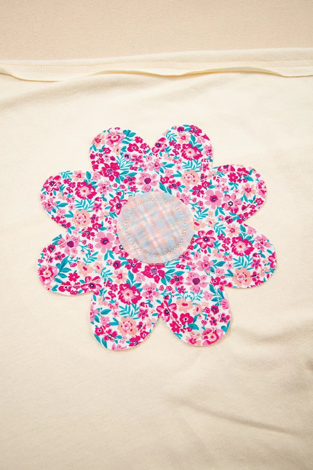 Flower Patched Exposed Stitching Trim Crew Neck Loose Tee