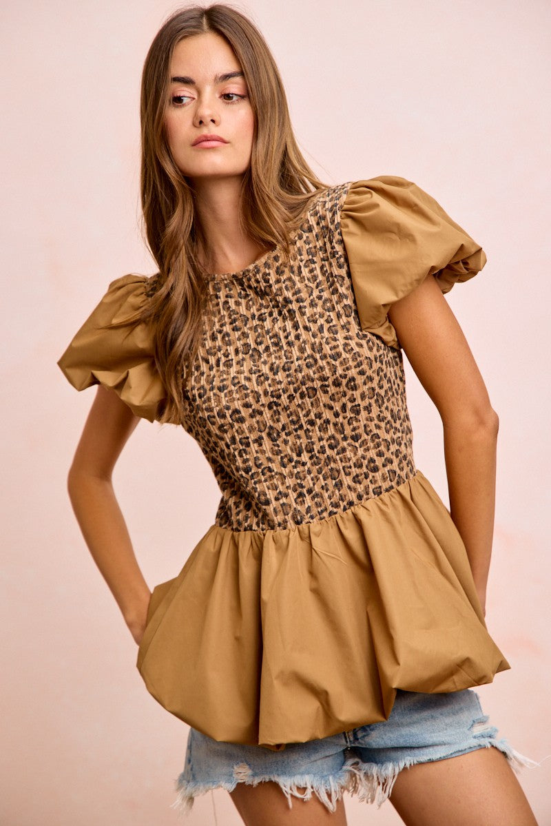 BiBi Rib Texture Leopard Puff Sleeves Bubble Peplum Top