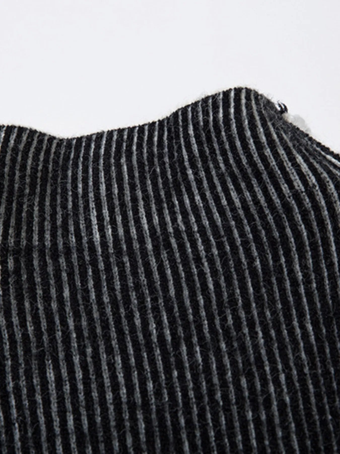 Men's Ribbed Turtleneck Long Sleeve Sweater