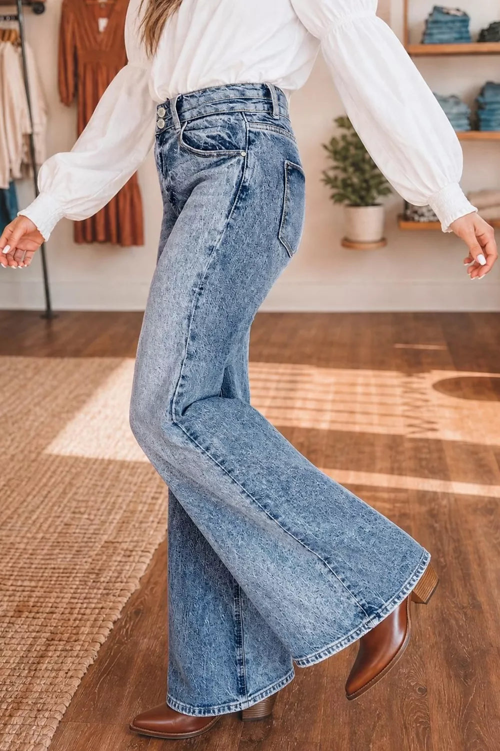 Acid Wash Pocket Detail Flare Jeans