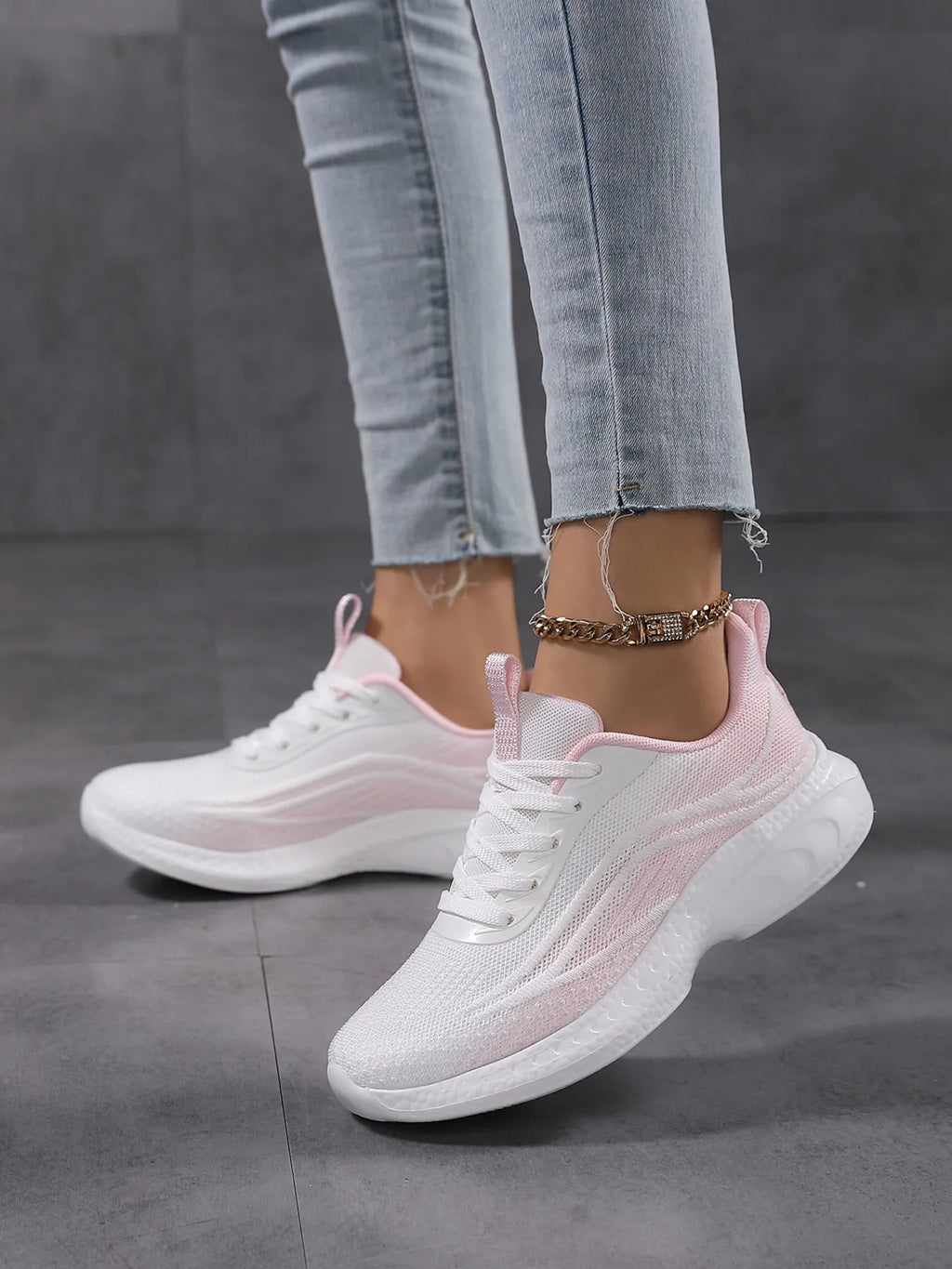 Gradient Lace Up Mesh Breathable Athletic
