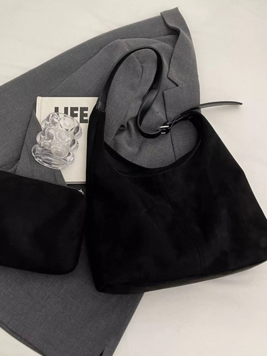 Lightweight Adjustable Strap Handbag