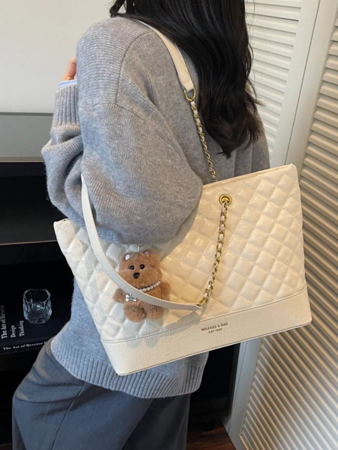Quilted Chain Shoulder Bag
