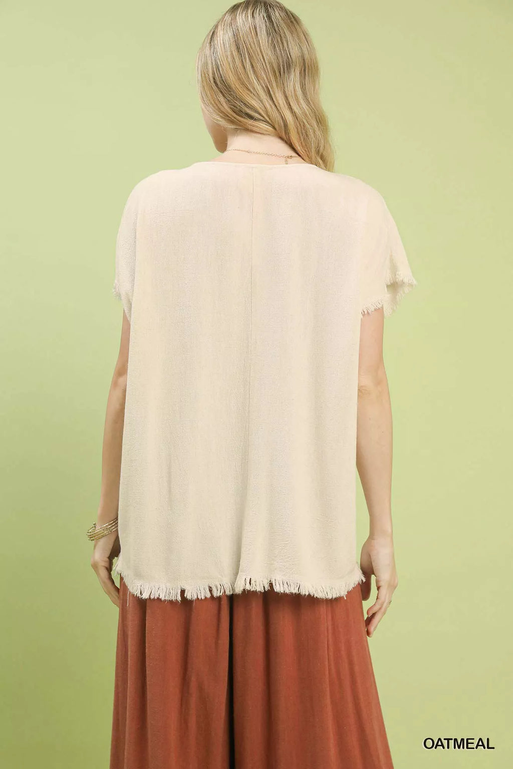 Umgee Linen Blend Embroidered Frayed Hem Top