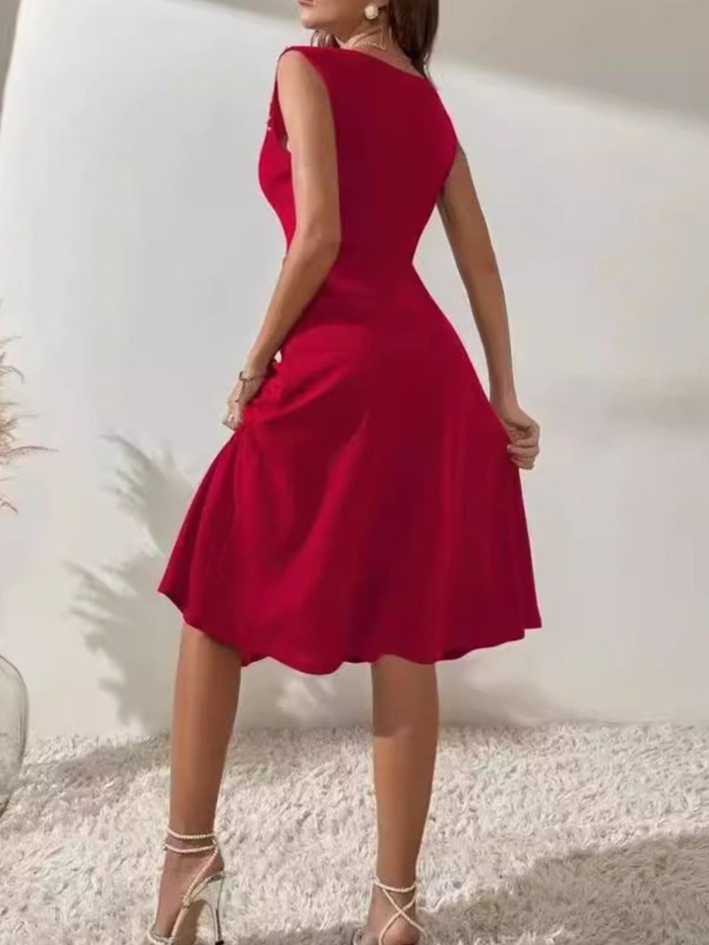 Pearl Detail Sleeveless Midi Dress