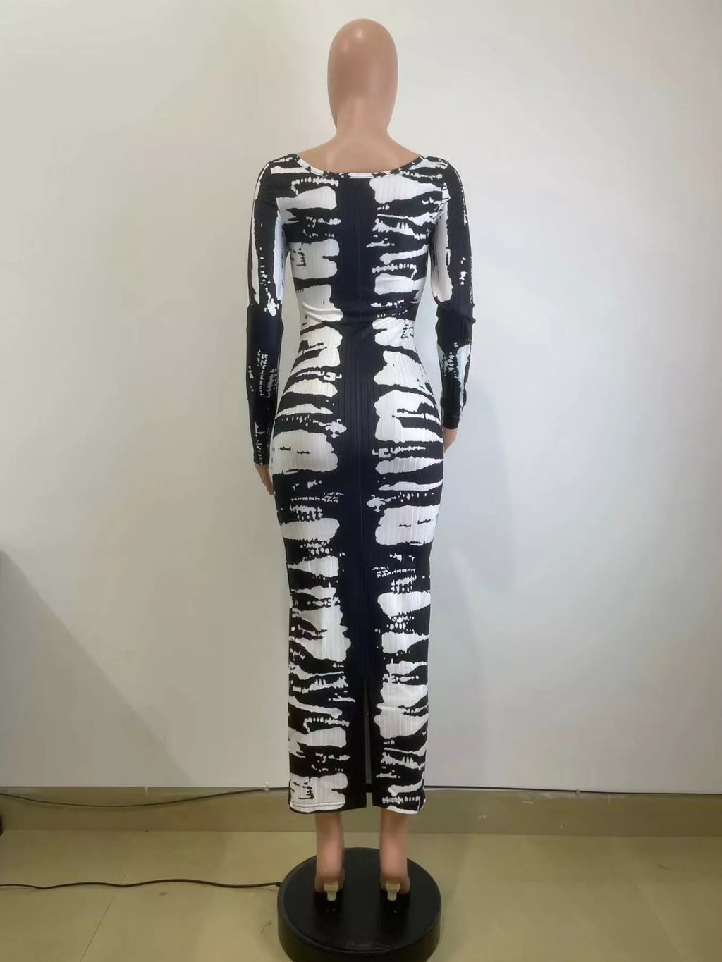 Tie-Dye Long Sleeve Maxi Dress