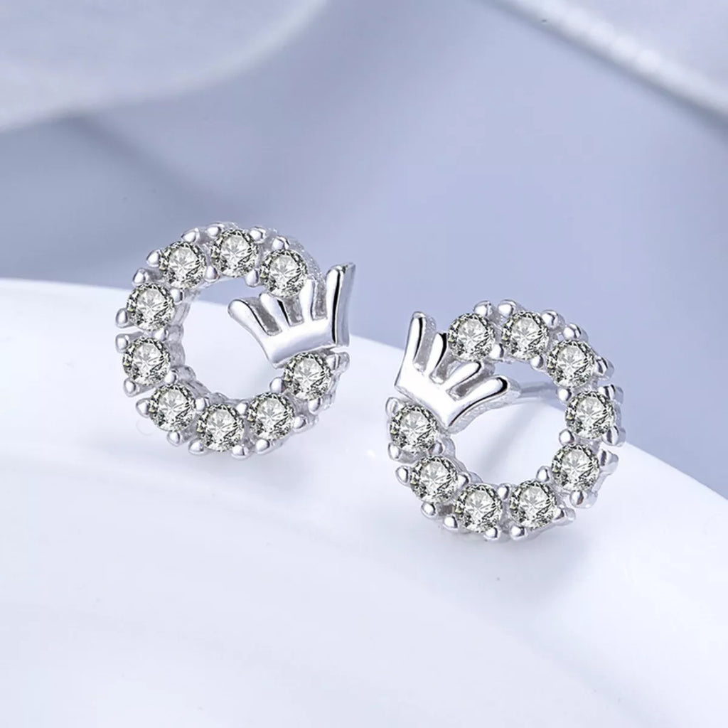 Crown Circle Stud Earrings