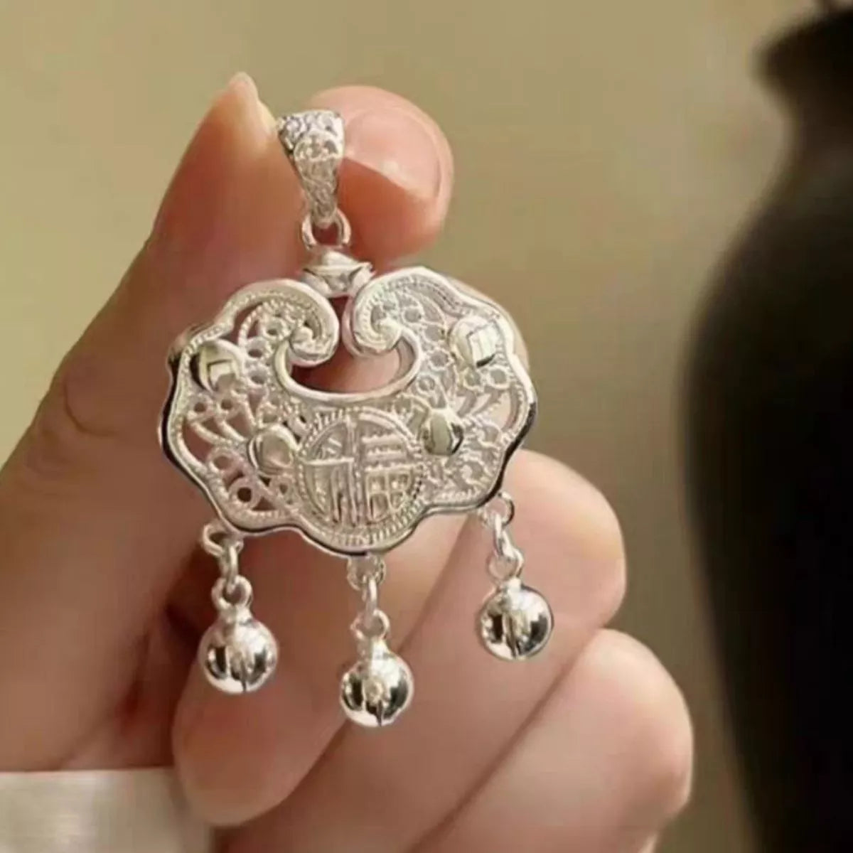 925 Sterling Silver Lock Pendant Necklace