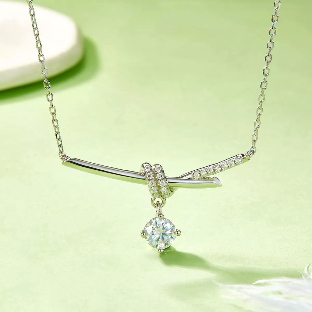 1 Carat Moissanite 925 Sterling Silver Pendant Necklace